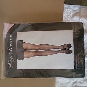 PLUS SIZE Fishnet Pantyhose NWT